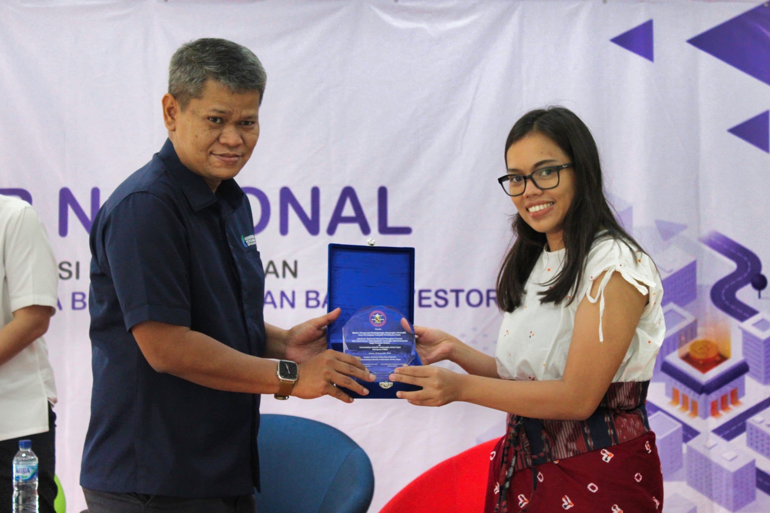 Featured Image for Anggraeni and Partners Practice Group Leader Agnes Wulandari Took Part in a Seminar at Unika Atma Jaya on Legal Protection of Crypto Assets Investors